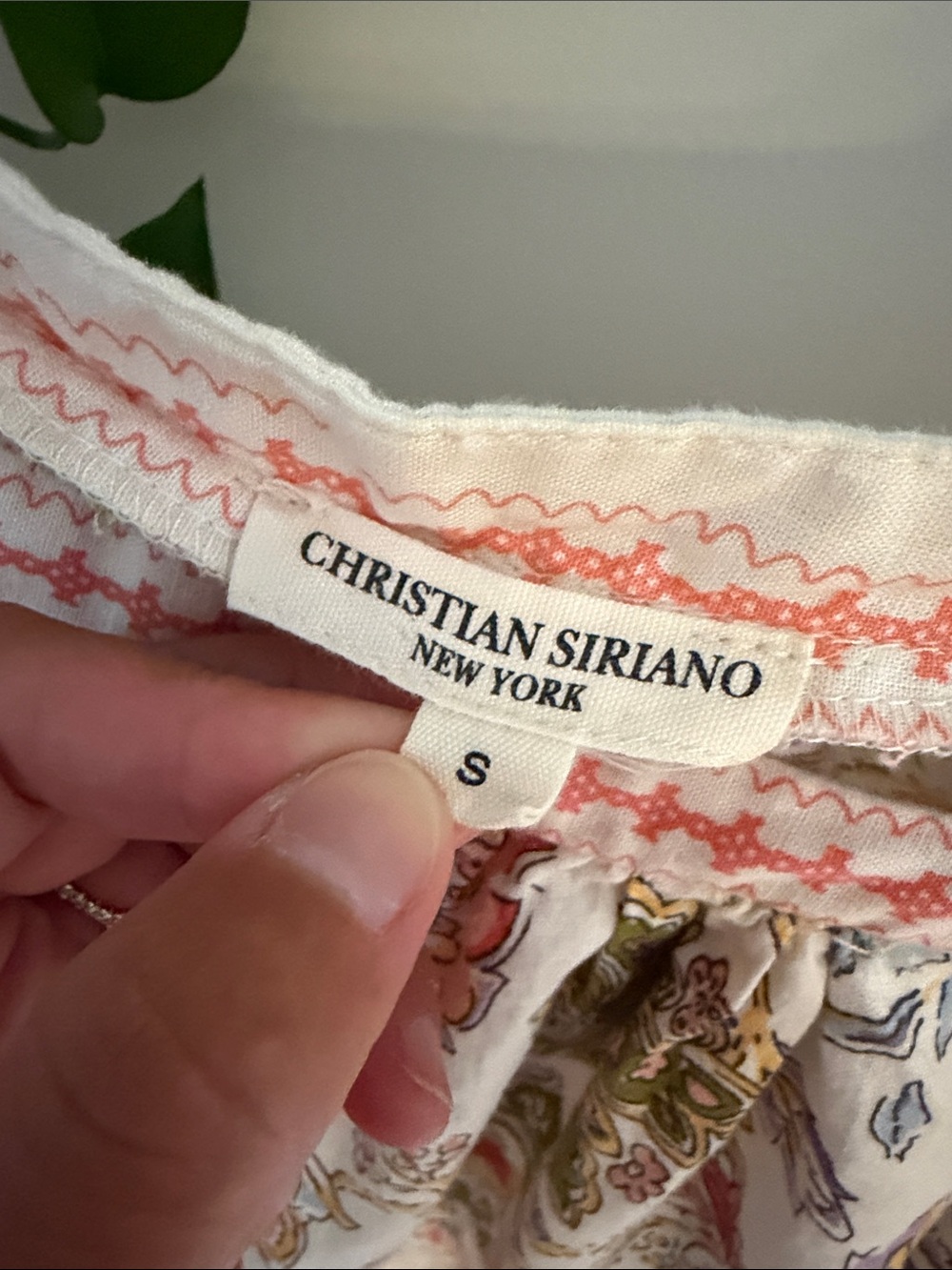 Christian Siriano Flowy Boho Floral and Lace Top - Size Small - Picture 4 of 4